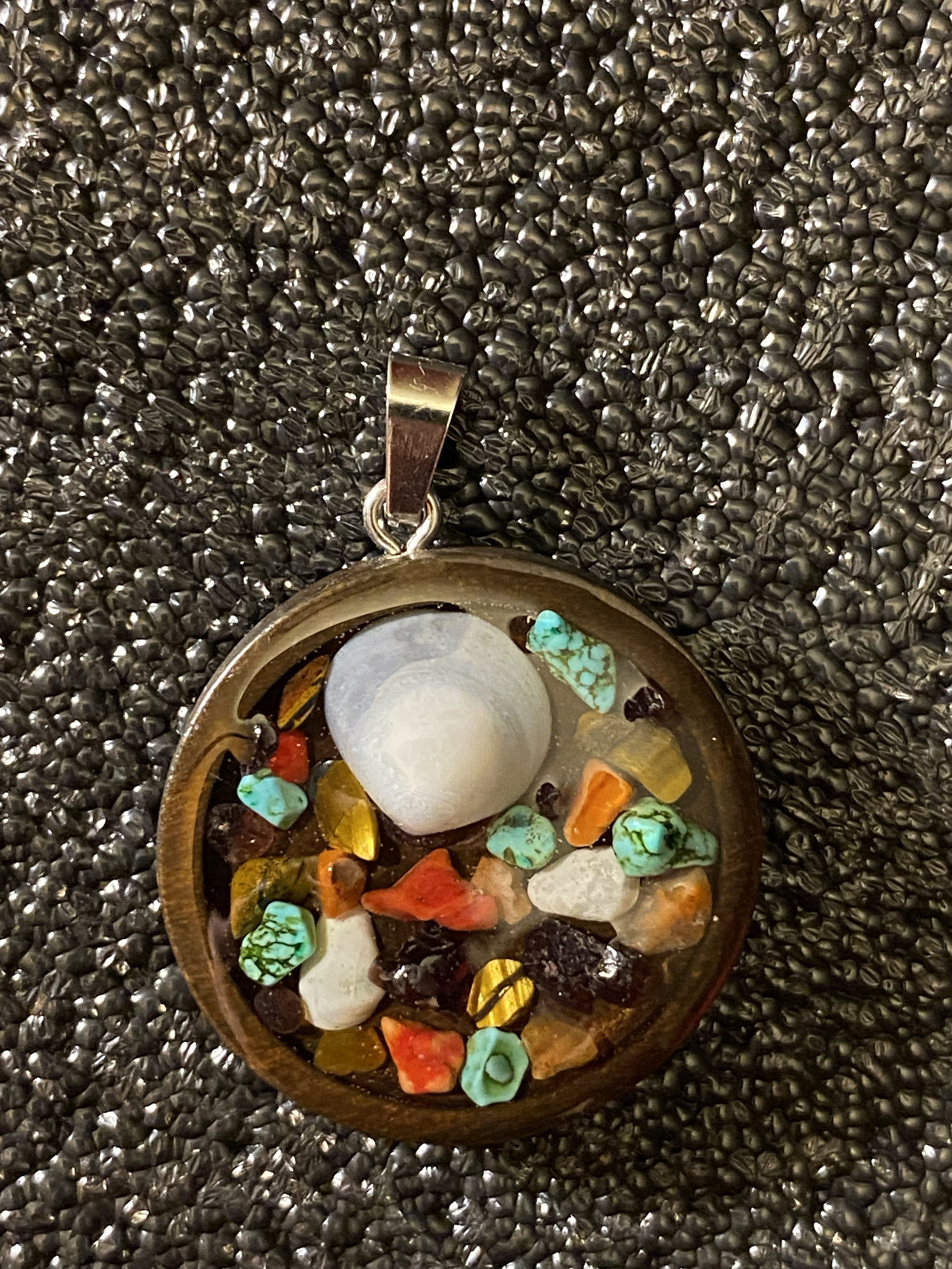 Shell, chipped stone