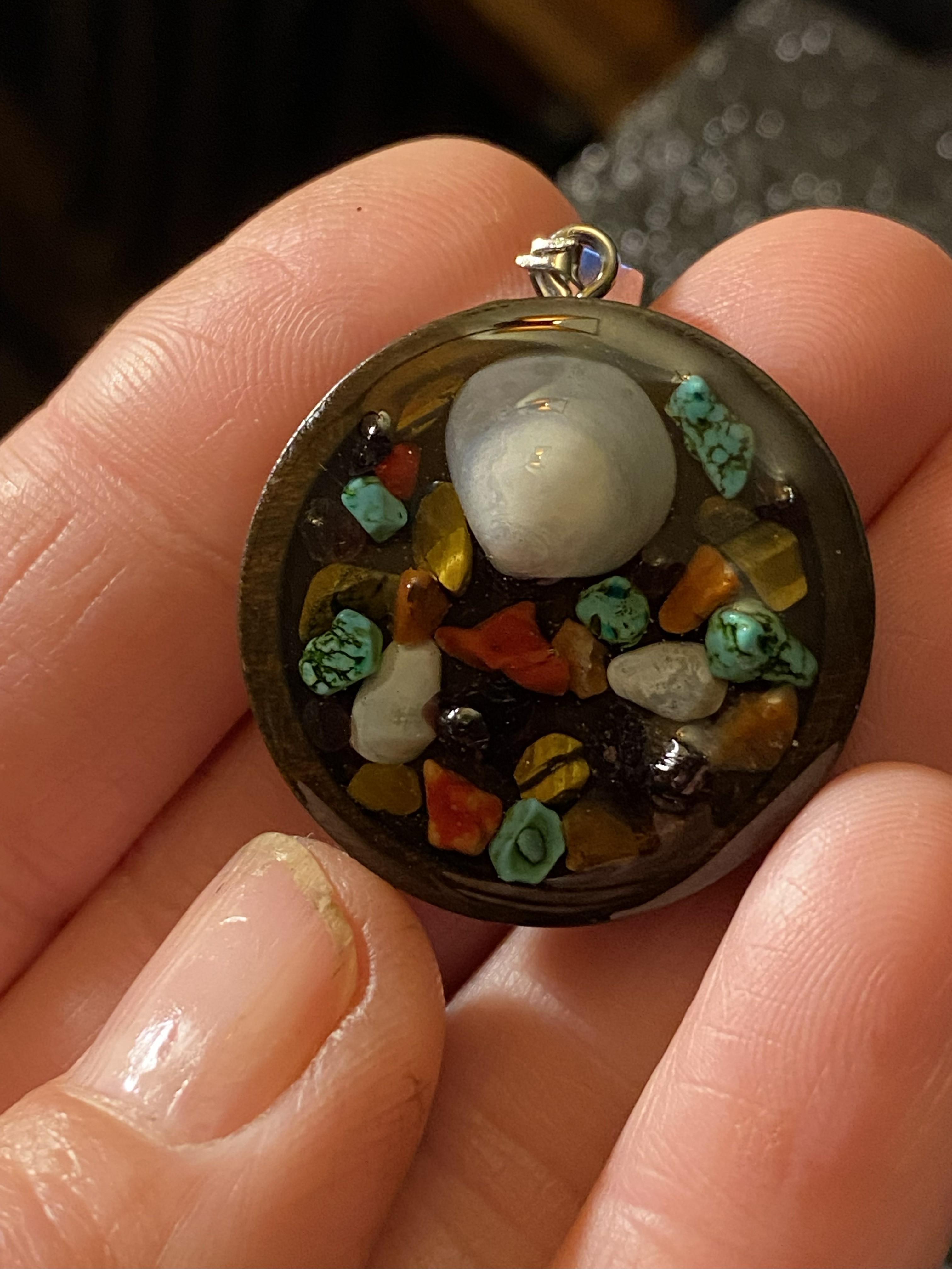 Shell, chipped stone